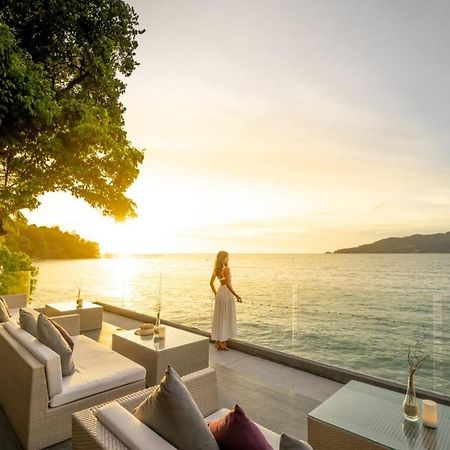 Hotel Amari Phuket Patong Esterno foto Sunset at the beach