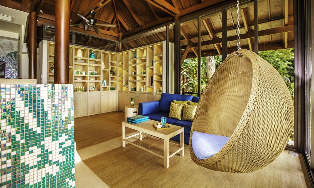Hotel Amari Phuket Patong Esterno foto The interior of a spa at the resort