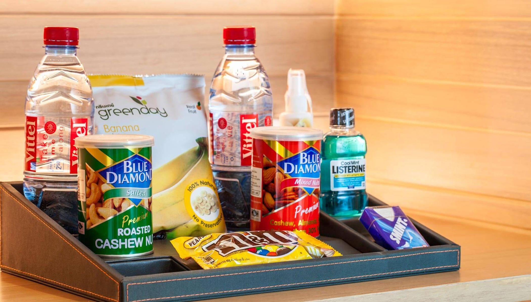 Hotel Amari Phuket Patong Esterno foto A typical hotel room amenity tray