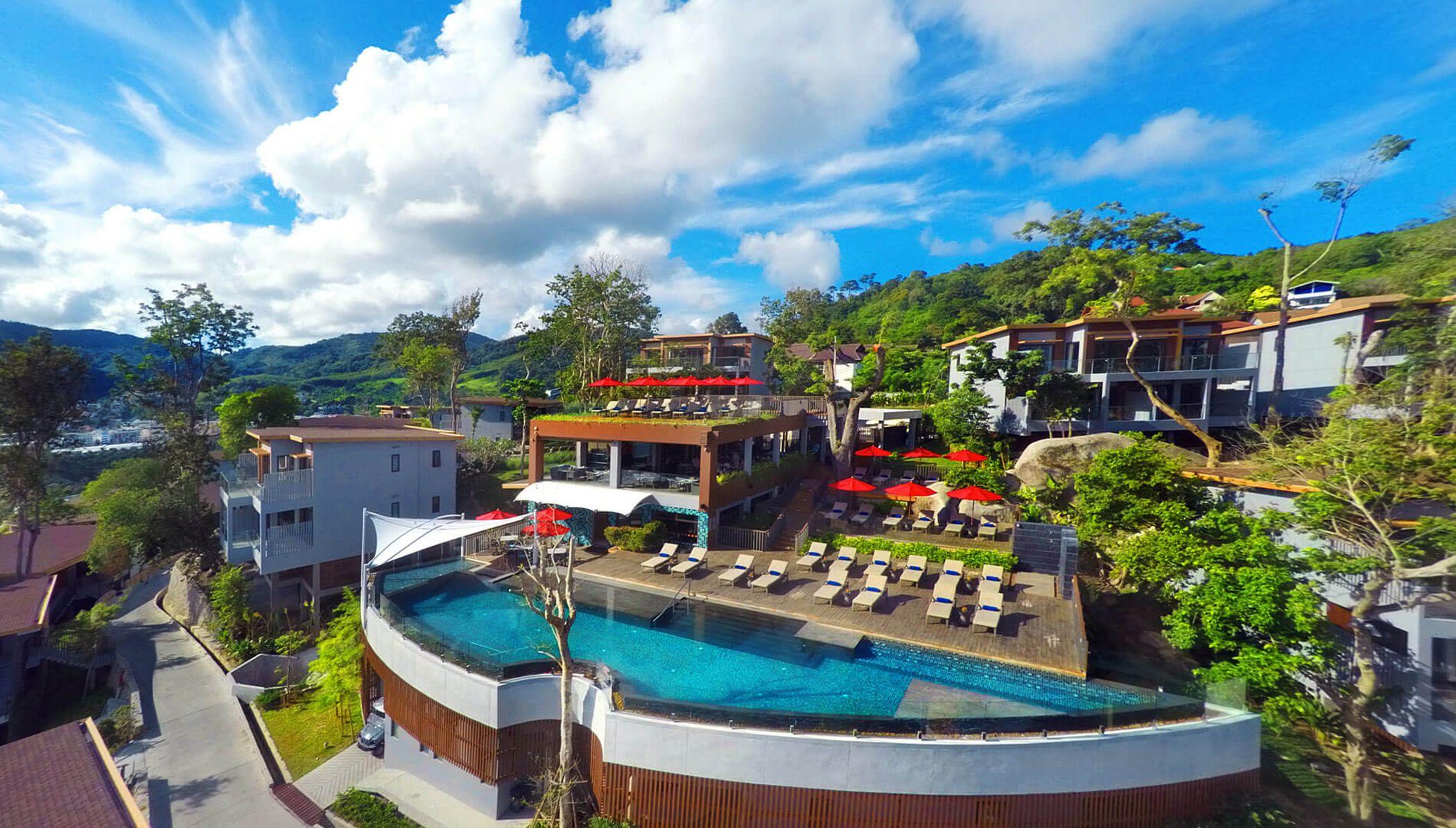 Hotel Amari Phuket Patong Esterno foto The Village at Blue Bay