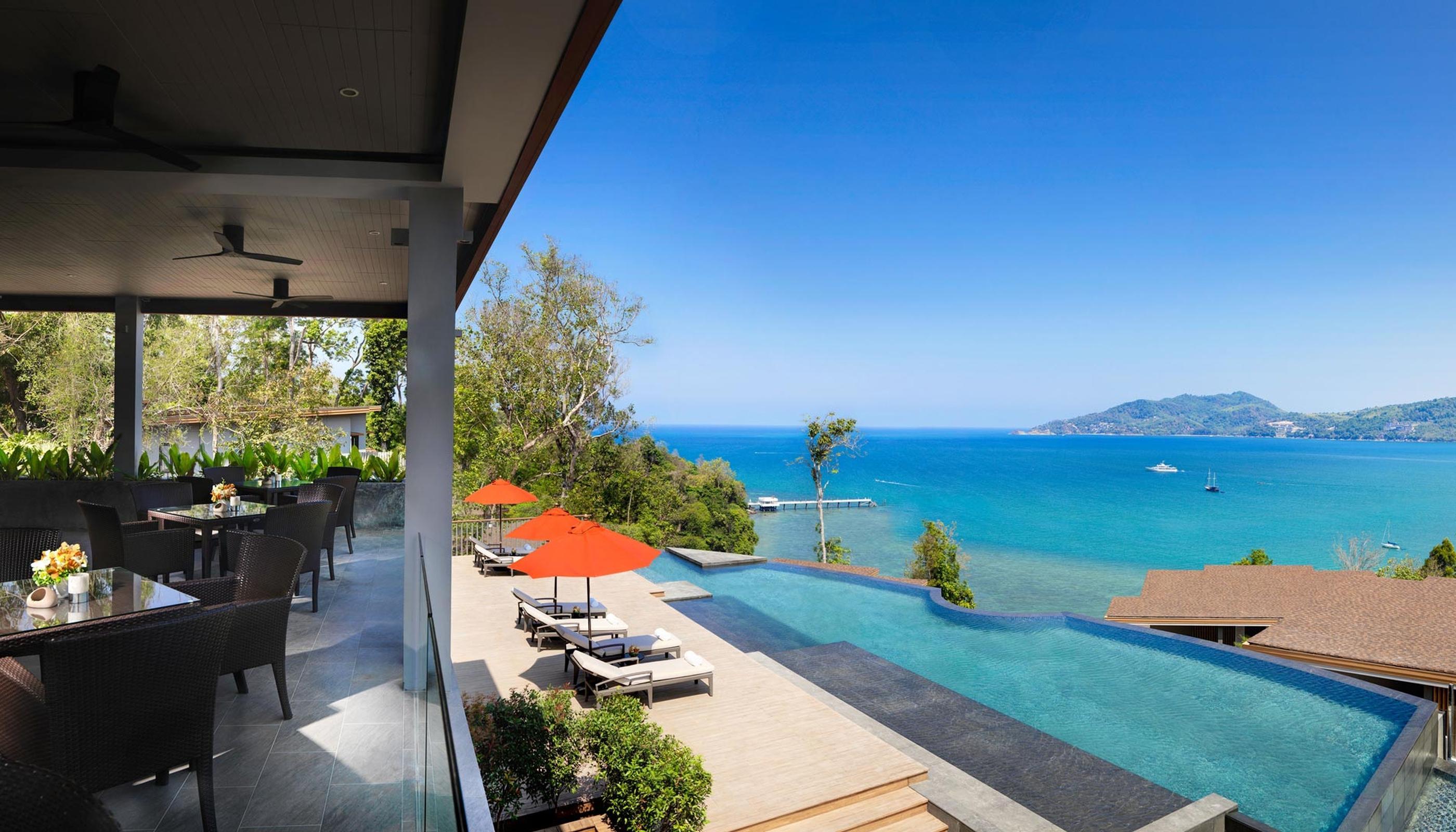 Hotel Amari Phuket Patong Esterno foto View from the pool at the resort
