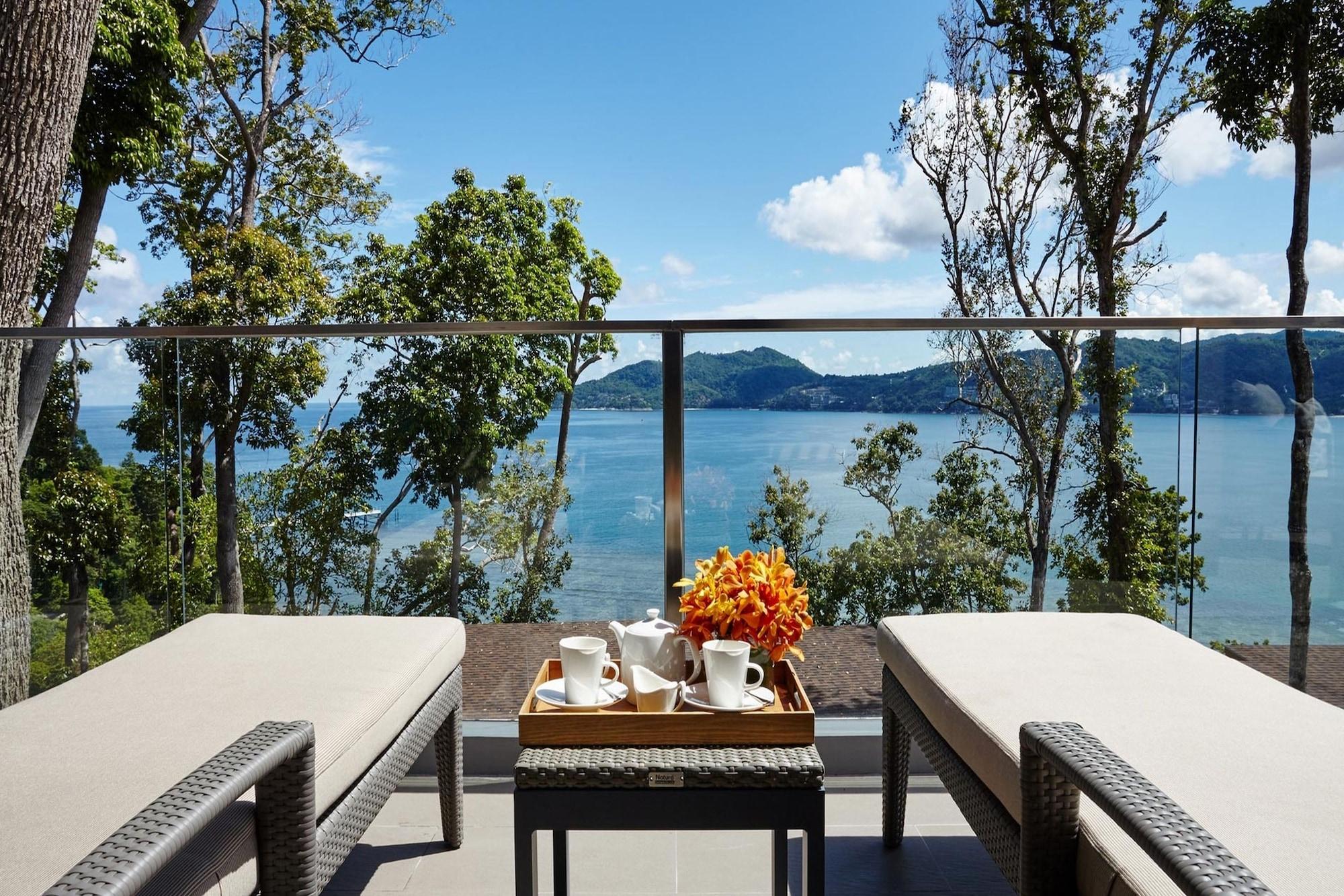 Hotel Amari Phuket Patong Esterno foto View from the hotel