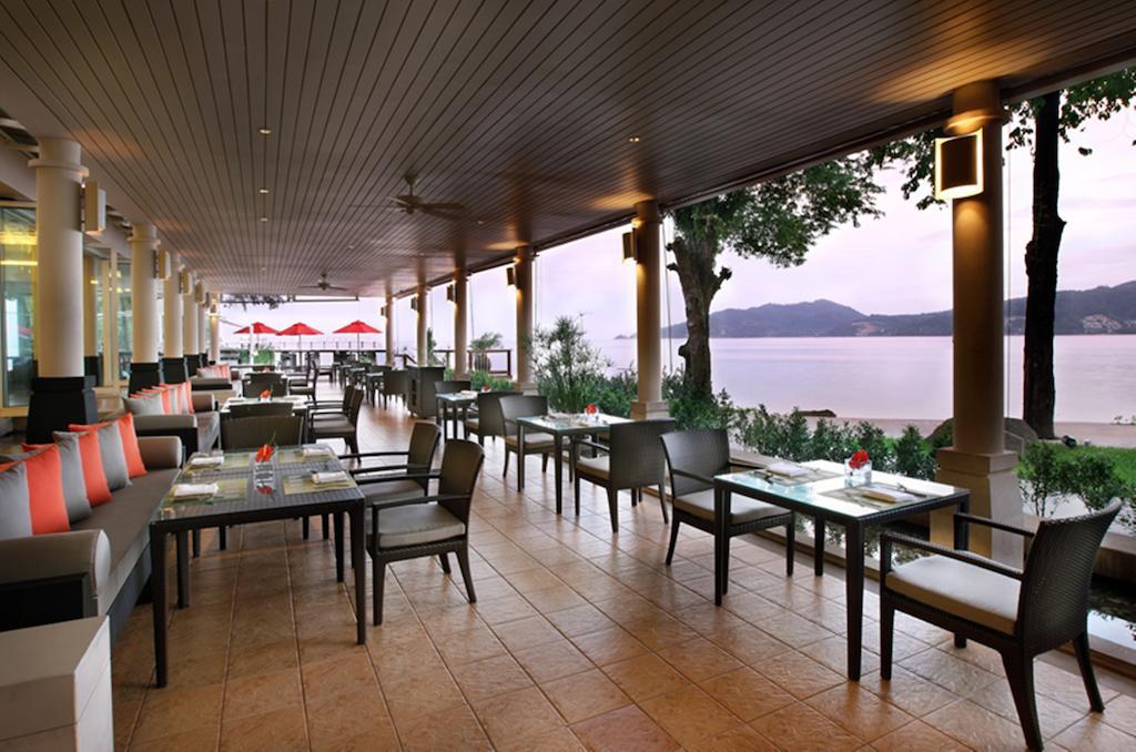 Hotel Amari Phuket Patong Esterno foto The Beach Club